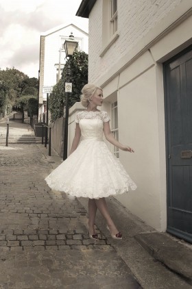 scalloped cap sleeve 1950s vintage short bridal dress