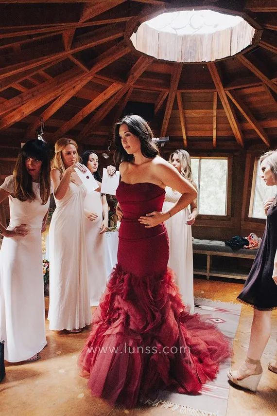 wine organza flanged wedding dress