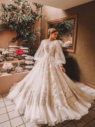 vintage inspired ivory lace sheer orgnaza wedding dress