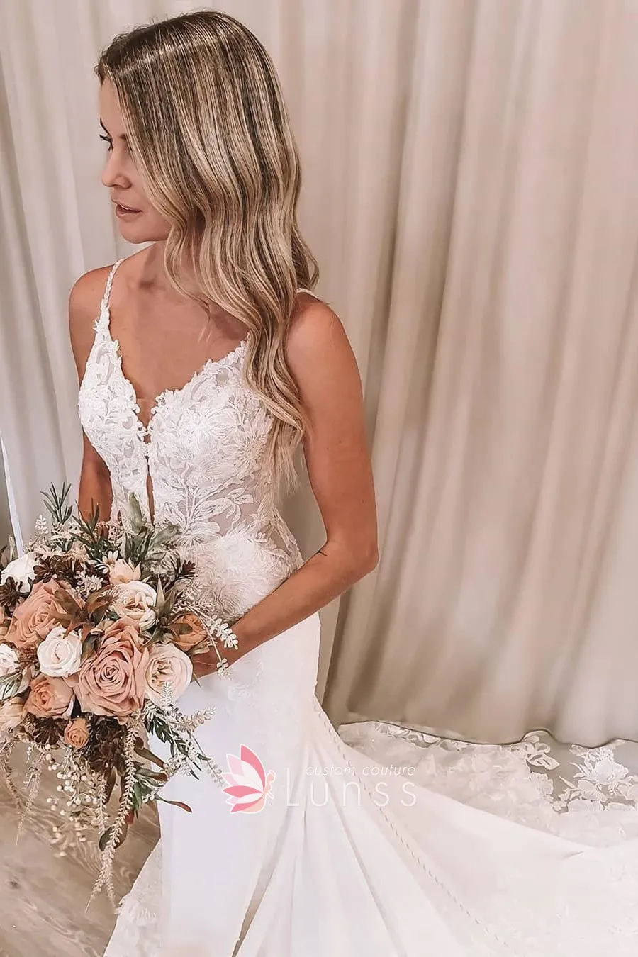 scalloped lace long train wedding dress
