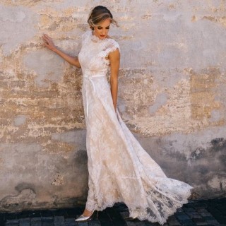 elegant cap sleeves scalloped lace bohemian wedding dress