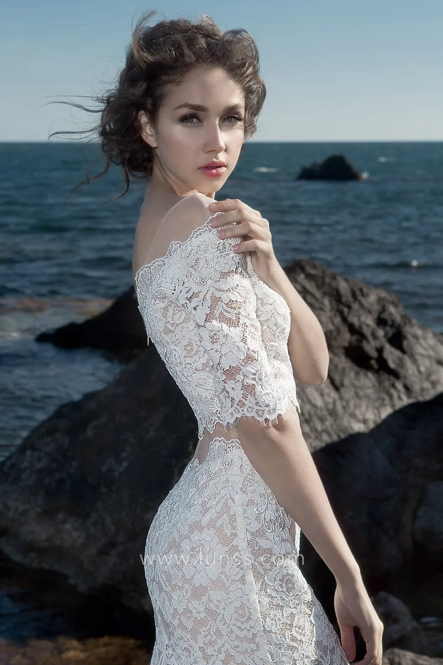 sexy scalloped two piece wedding dress