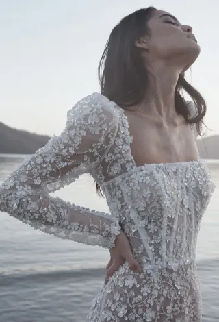 luxury beaded 3d flowers fishtail tulle wedding dress