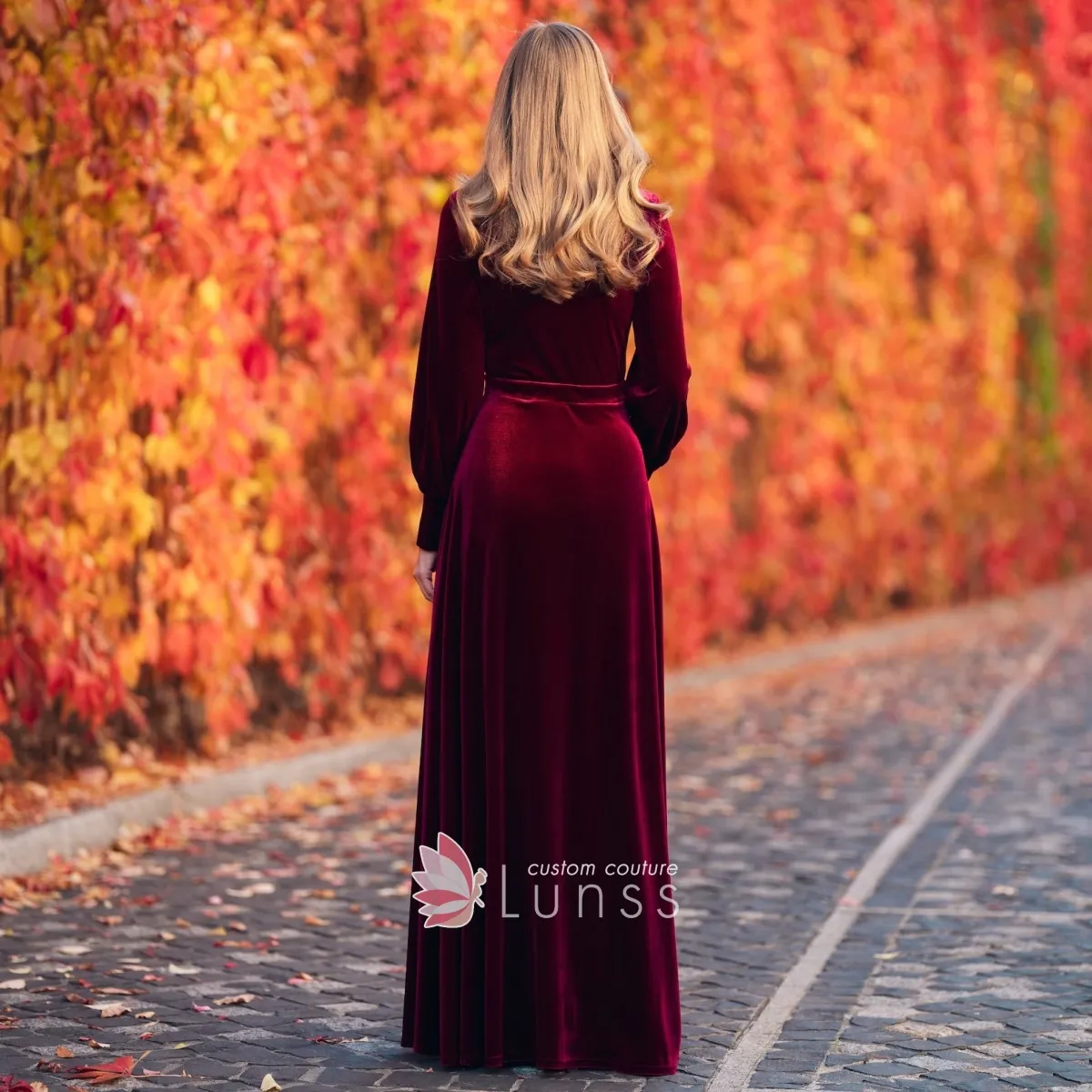 Elegant Burgundy Velvet Long Sleeve Maxi Evening Dress - Lunss