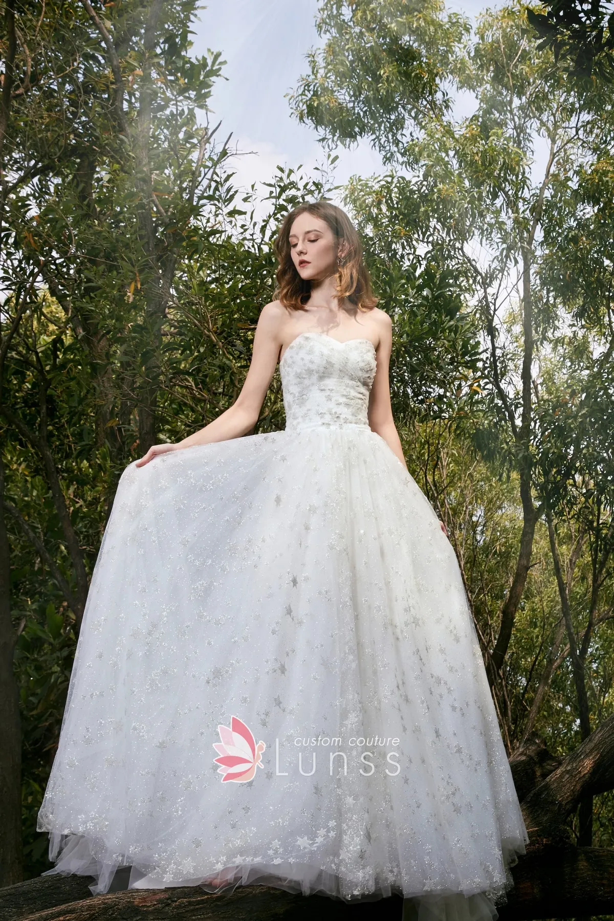 star glittering strapless wedding dress