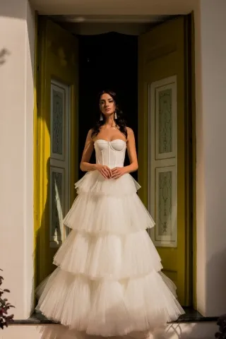 princess sweetheart corset tiered tulle wedding dress
