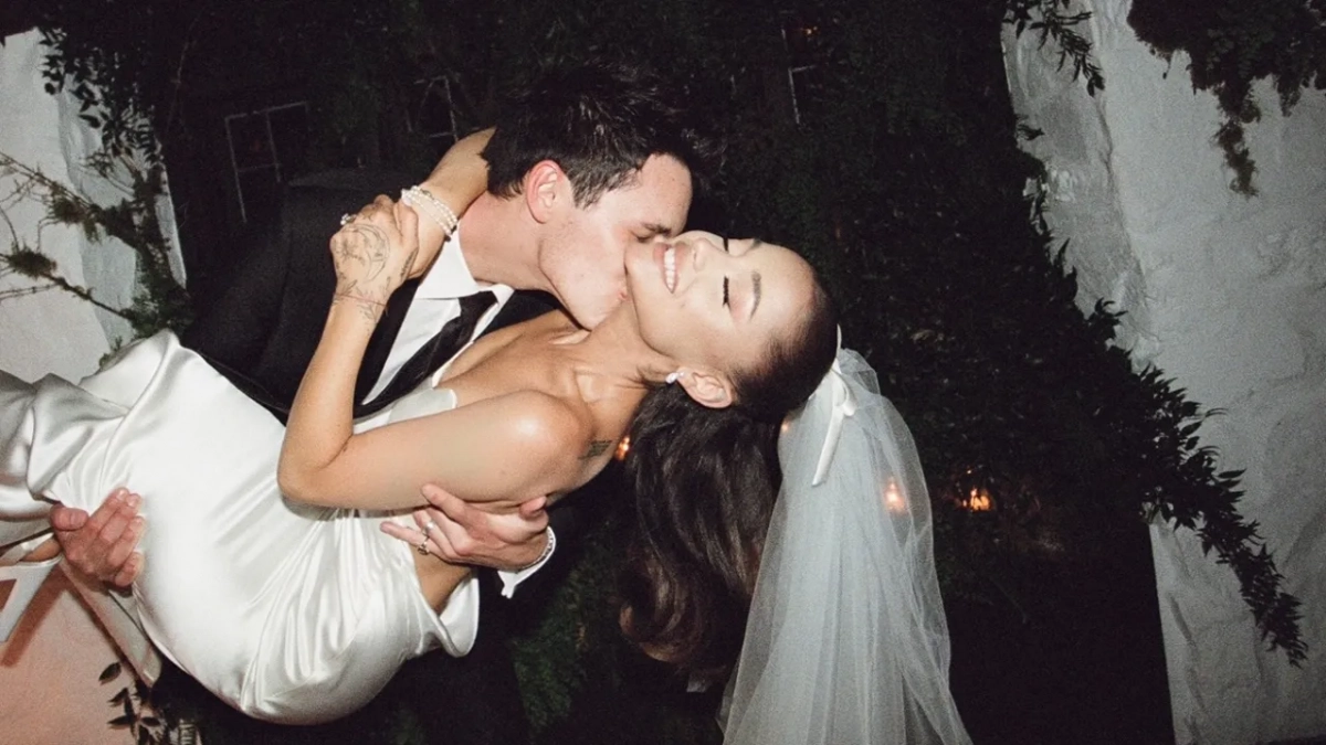 Ariana Grande minimalist wedding dress