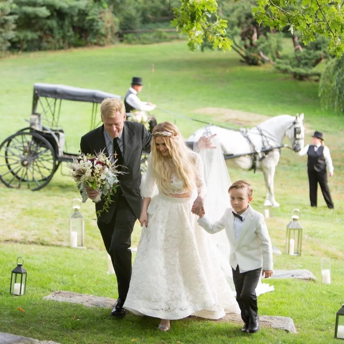 Ashlee Simpson ivory lace two piece 34 sleeve bridal gown