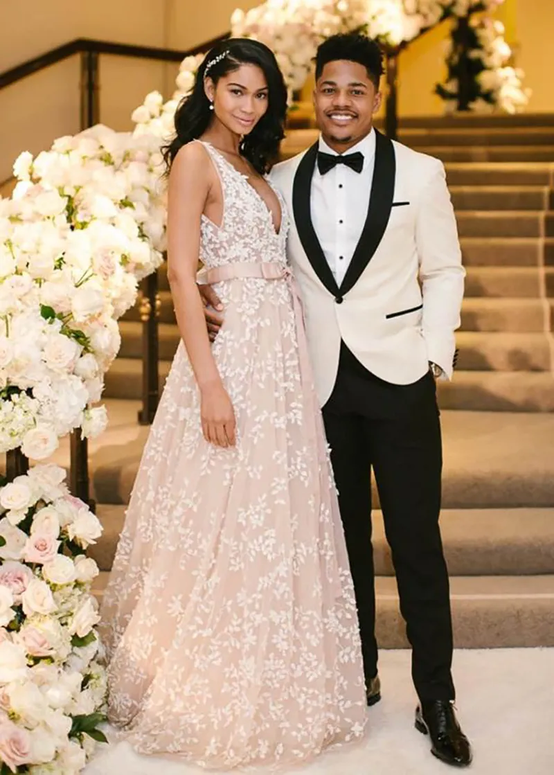 Chanel Iman floral lace sleeveless wedding dress Chanel Iman floral lace sleeveless wedding dress