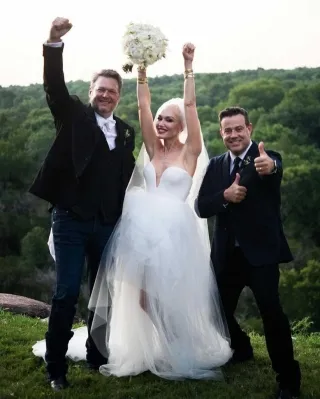 Gwen Stefani sweetheart puffy tulle hi lo wedding dress