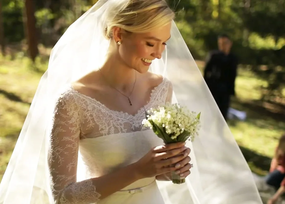 Karlie Kloss sheer lace 34 sleeve wedding dress