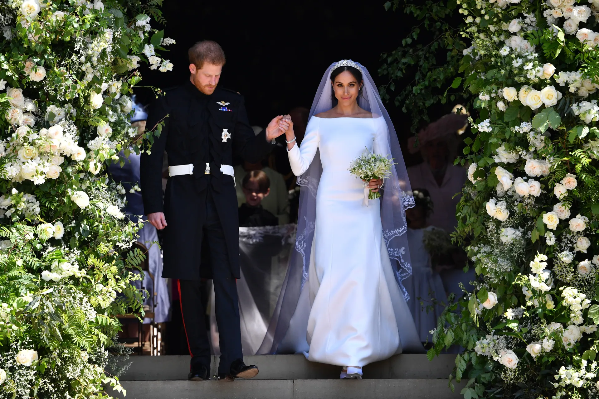 Meghan Markle boat neck 34 sleeve satin wedding dress Meghan Markle boat neck 34 sleeve satin wedding dress