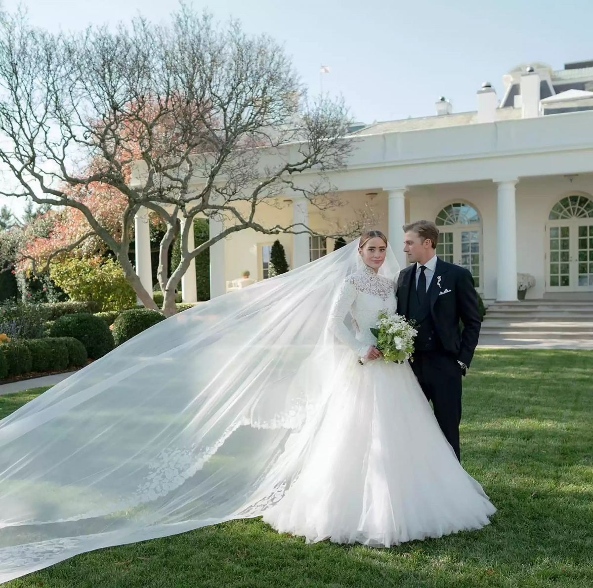 Naomi Biden classic high neck floral lace puffy wedding dress Naomi Biden classic high neck floral lace puffy wedding dress