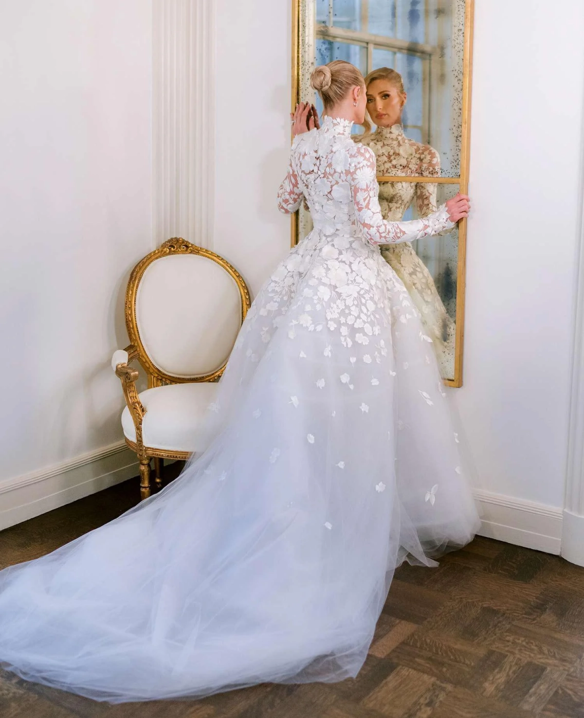 Paris Hilton 3d floral lace tulle princess wedding dess Paris Hilton 3d floral lace tulle princess wedding dess