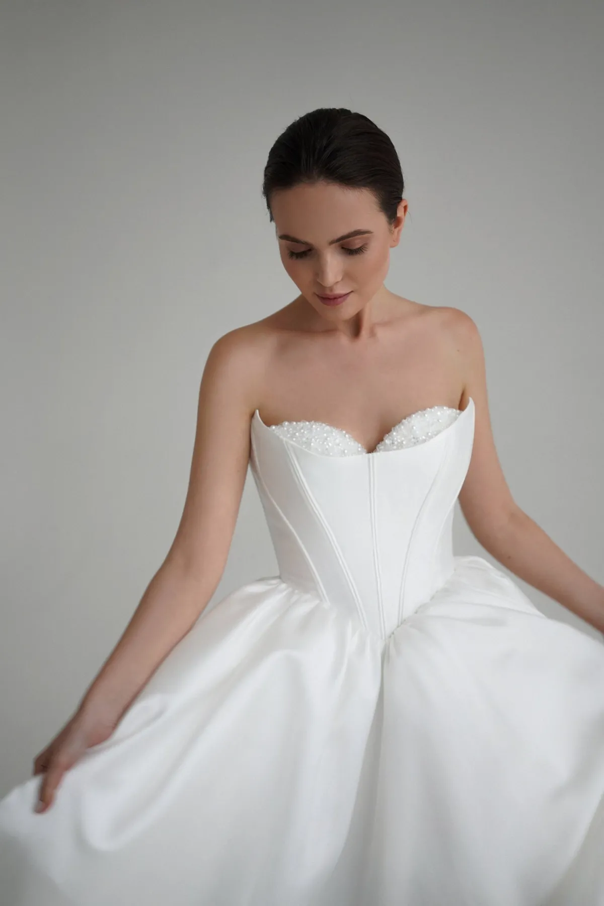 sweetheart neckline corset wedding dress