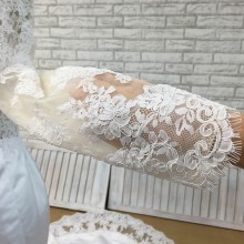 lace sleeve