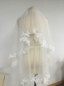 customized fingertip length bridal veil