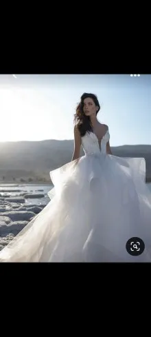 ruffled wedding dress