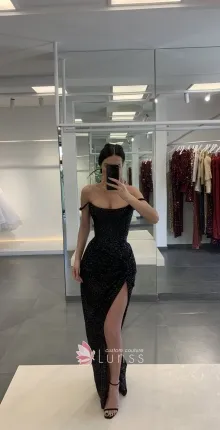 black dress