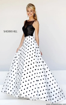 polka dot dress