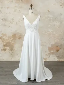 Lunss custom combined lace and crepe satin wedding dress