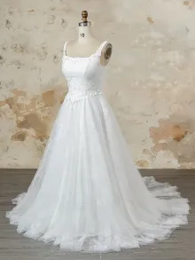 custom made square neck basque waist lace wedding dress