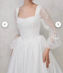 square neckline