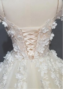 lace up back