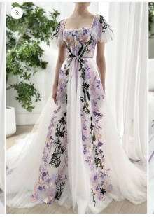 floral design wedding dress