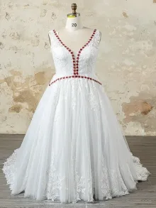 Lunss red floral trim deep v neck lace wedding dress