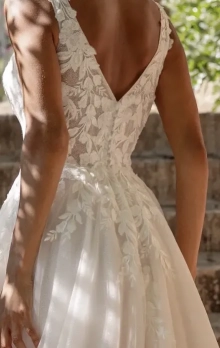 wedding dress