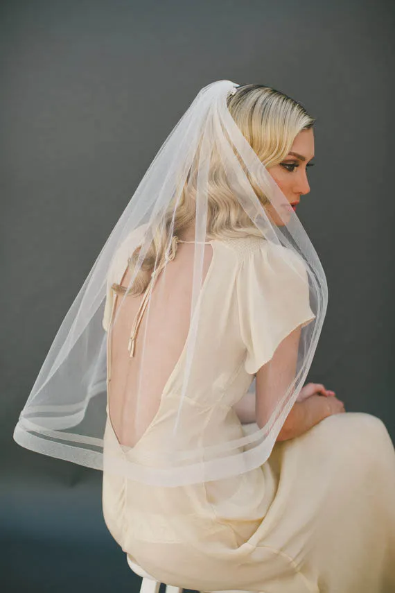 Lunss Champagne Elbow Length Single-Tier Short Bridal Veil