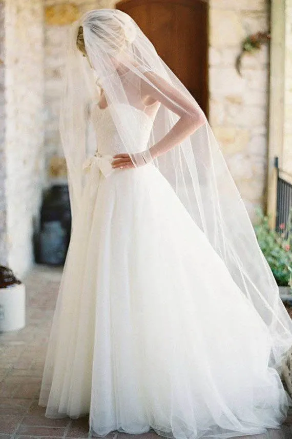 https://www.lunss.com/uploads/product/0/1/01033/chapel-length-bridal-veil-2.webp