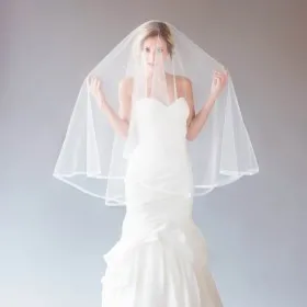 one tier fingertip length vintage ivory tulle bridal veil pencil edge