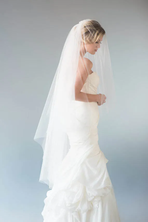 Lunss Champagne Elbow Length Single-Tier Short Bridal Veil