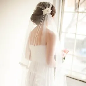 embellished handmade 3d flower cap fingertip length bridal veil lace edge