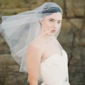 classic ivory elbow length one tier short wedding veil bridal headpiece