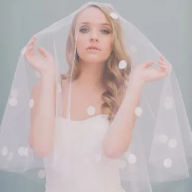 short dotted drop veil elbow length single tier wedding veil