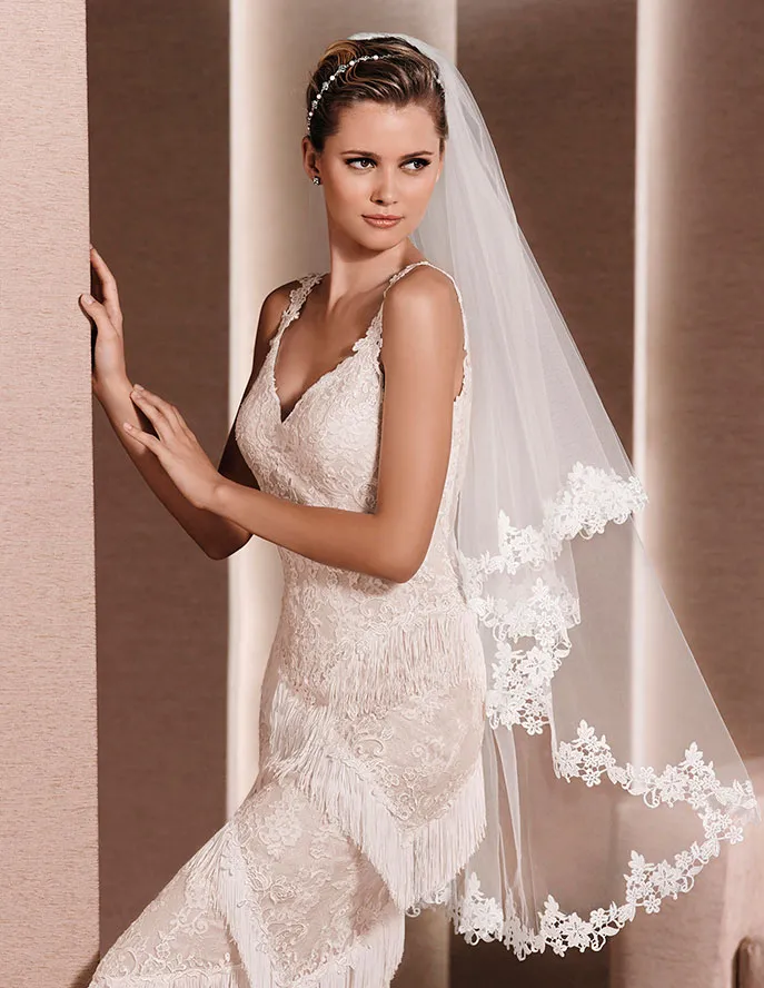 Lunss Fingertip Length Wedding Embroidered Lace Veil