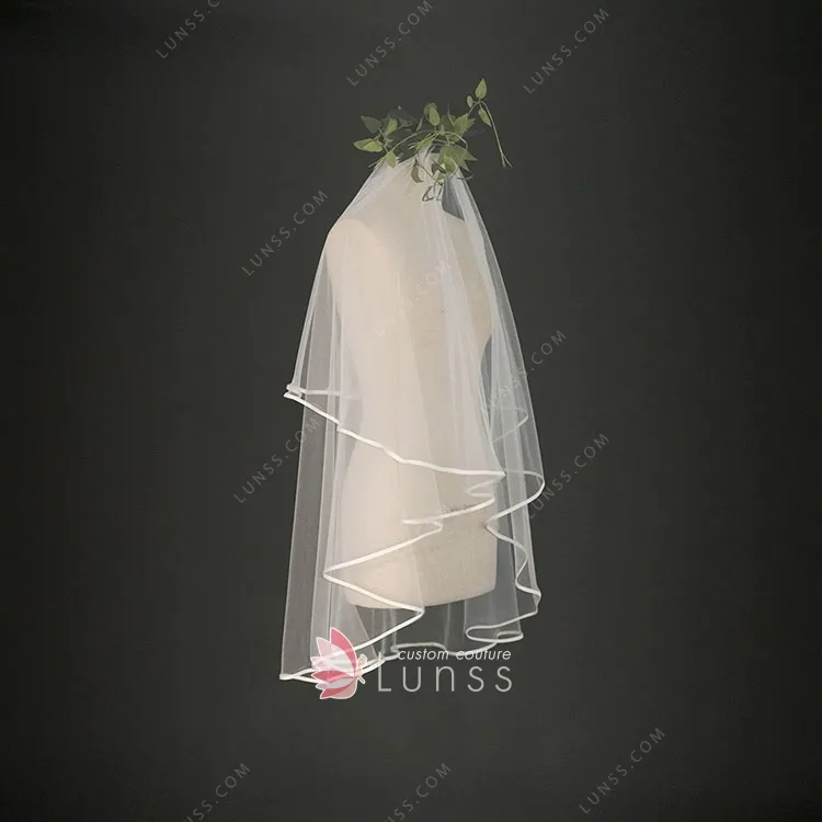 one tier ivory wedding veil
