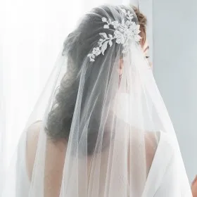 High Quality Ivory Designer Handmade Two tiers Cut Edge Fingertip Boho Wedding Veil