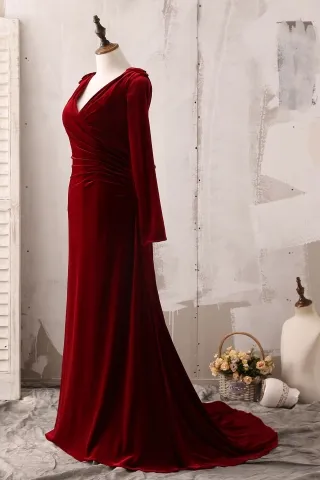 ruched burgundy velvet celeb prom dress