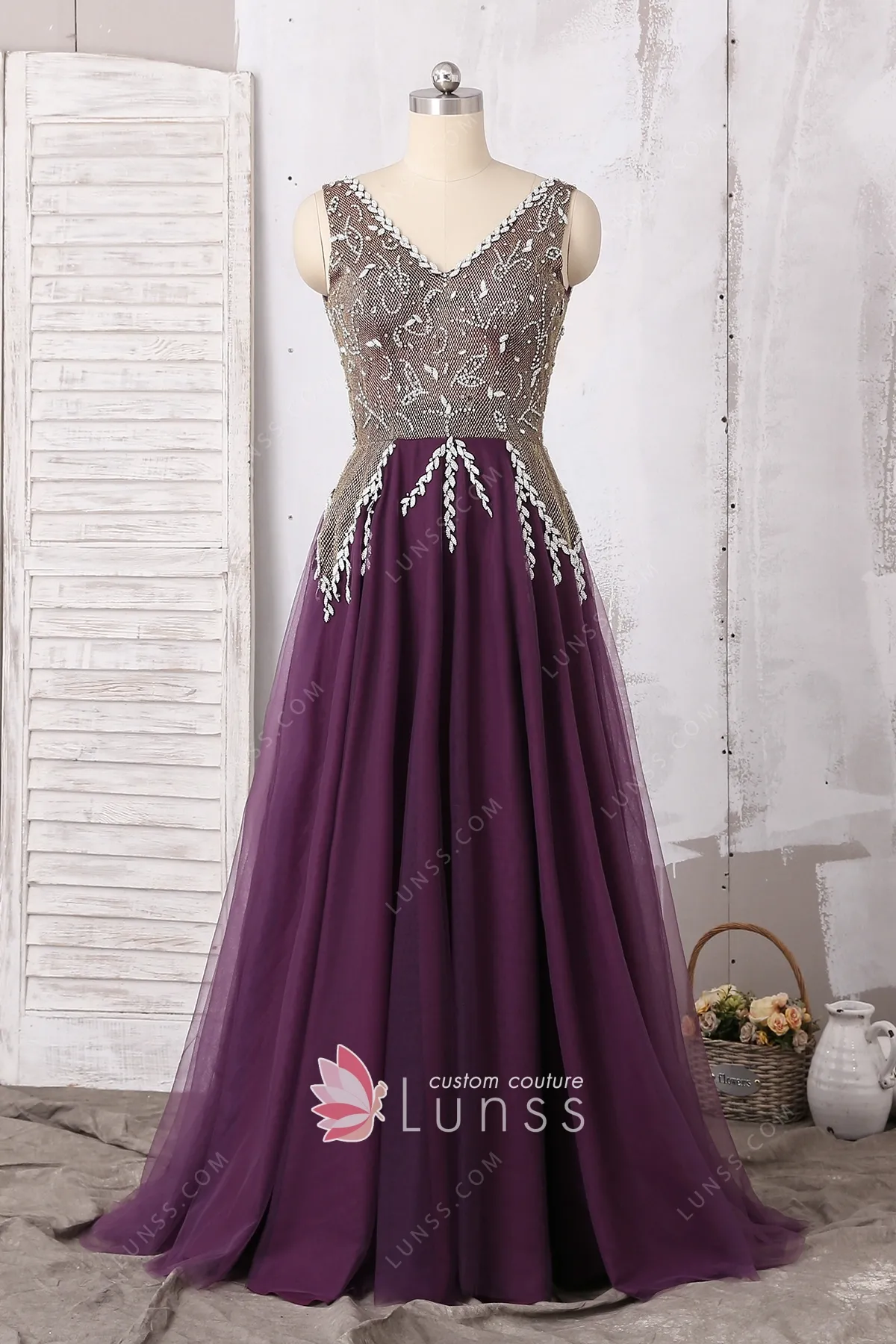 Glitter Beaded Wheat V-neck Grape Tulle A-line Prom Dress - Lunss