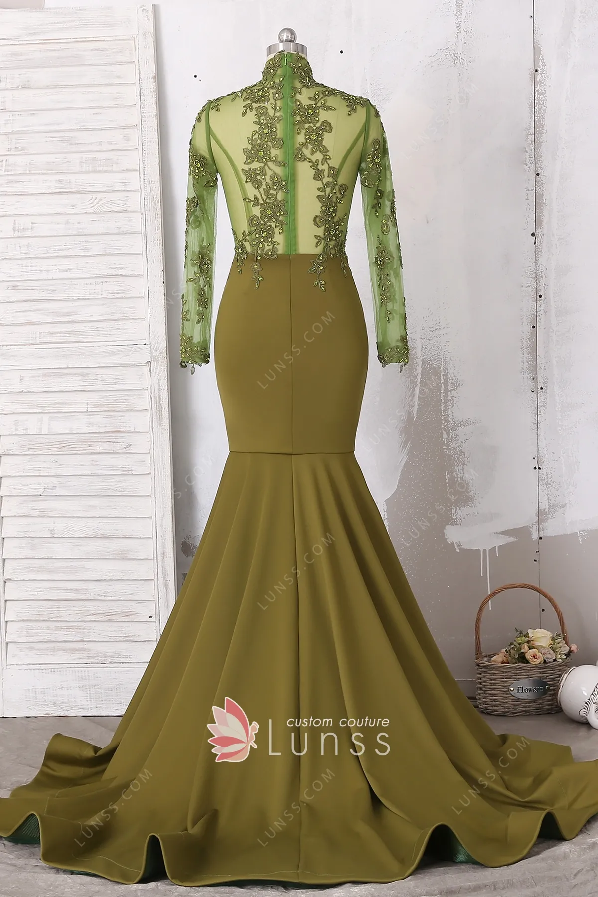 Olive Green Lace Evening Gowns with Mermaid Long Side Slit