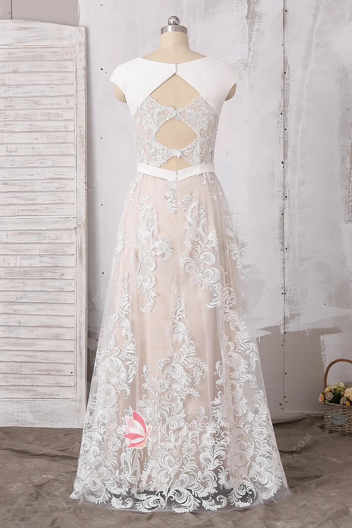 gypsy inspired boho hippie beach wedding dresses Vestido De Noiva V Neck Bell Sleeve Powder Blue Size:17 ASYMMETRICAL MIDI DRESS –