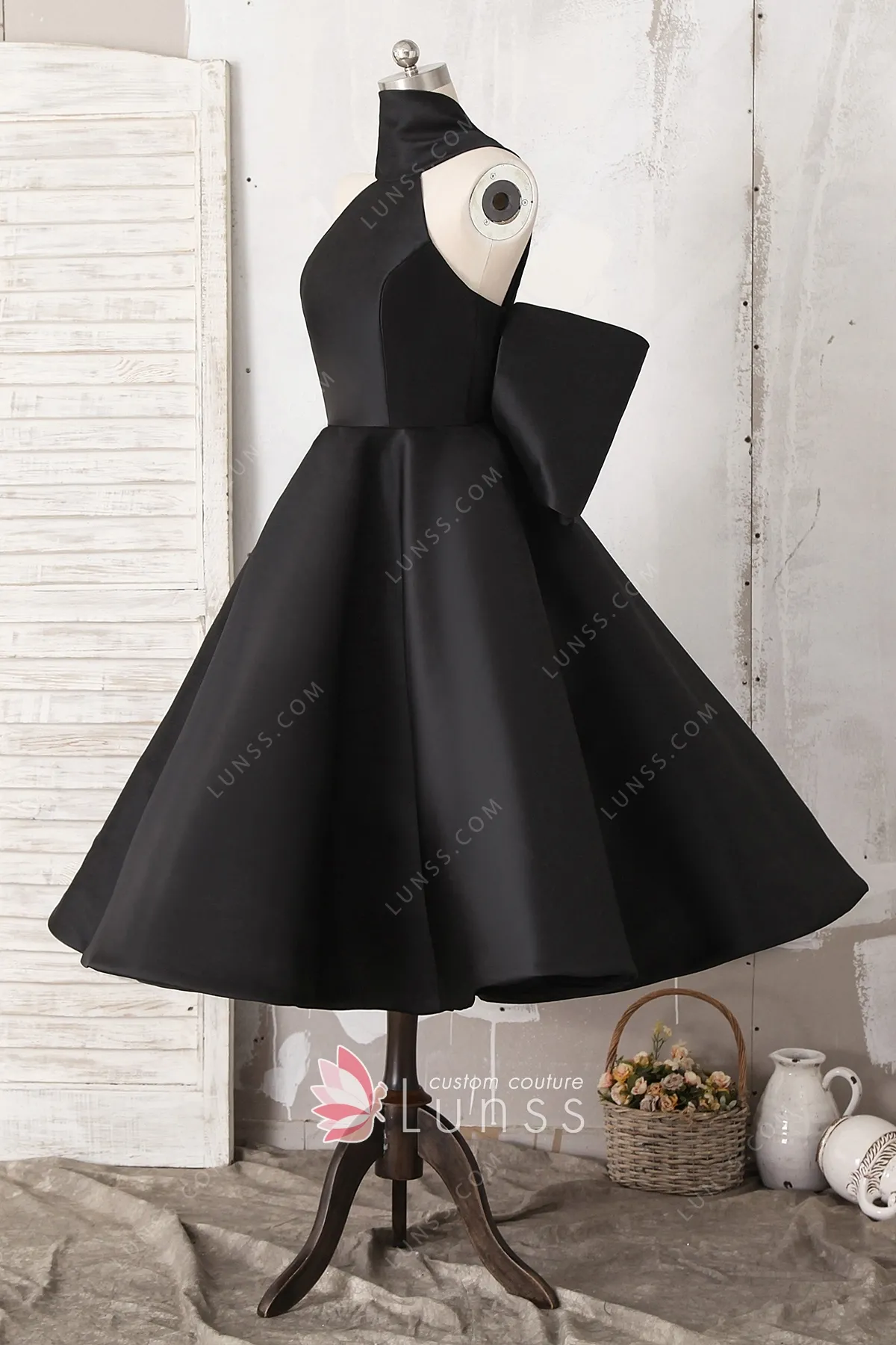 Black Satin Oversized Bowknot Tea Length Bridesmaid Gown - Lunss