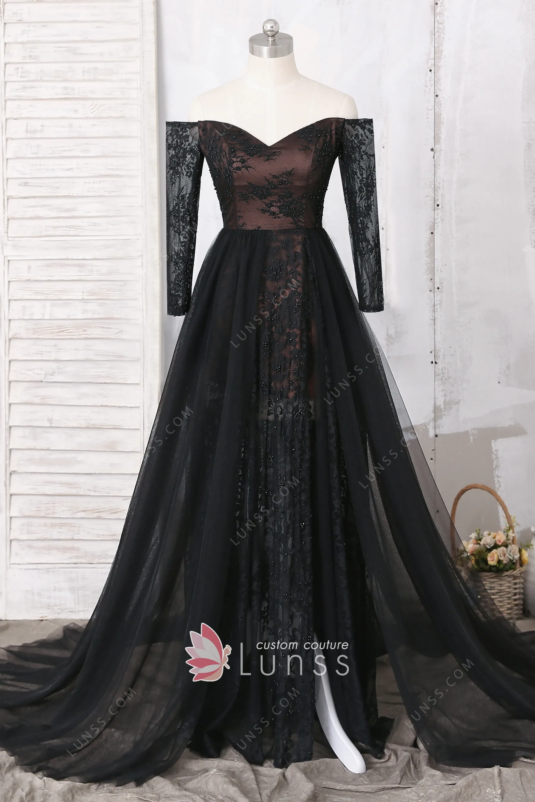 Black Off-the-shoulder Tulle Overskirt 