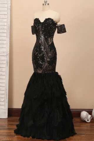Black One-Sleeve Sequin Velvet Feathers Prom Dress