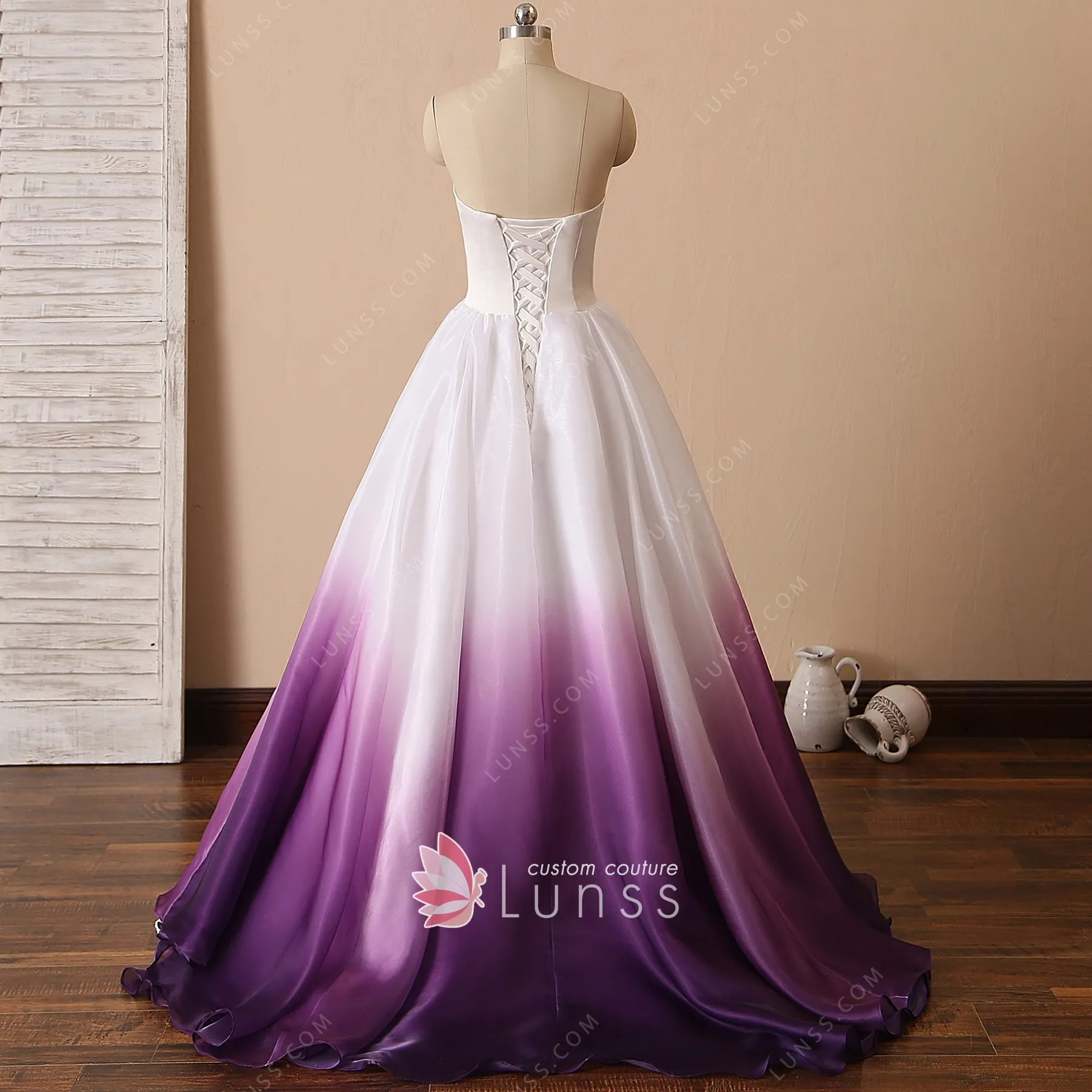 retro themed clothes