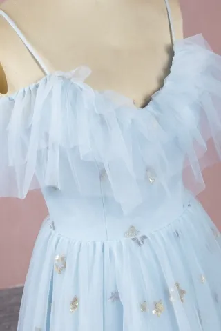 ruffled tulle V neckline